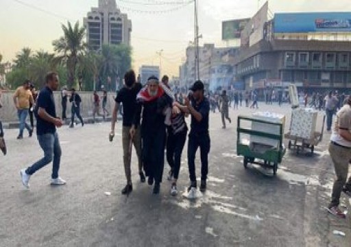 7 قتلى و112 جريحًا حصيلة احتجاجات العراق والمهدي يعلن حظر التجول