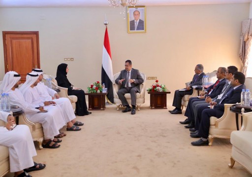 ريم الهاشمي تلتقي رئيس الوزراء اليمني على وقع الخلاف في سقطرى