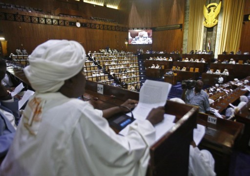 البرلمان السوداني يقر حالة الطوارئ لـ6 أشهر بدلا من عام
