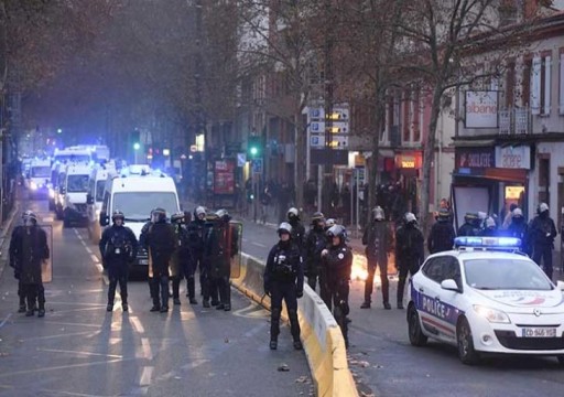 فرنسا ستنشر 89 ألف شرطي وعربات مدرعة استعدادا لاحتجاجات السبت