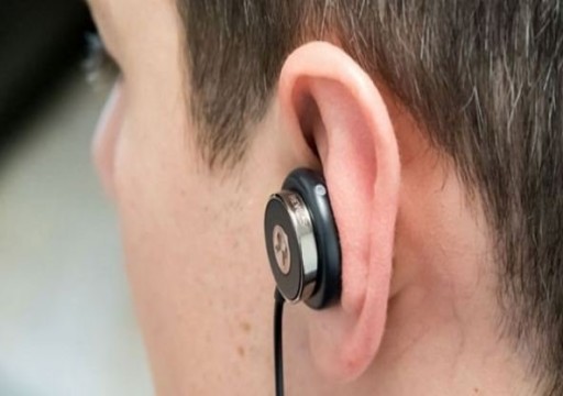 ماذا سيحدث إذا وضعت سماعة الأذن لمدة 60 دقيقة؟