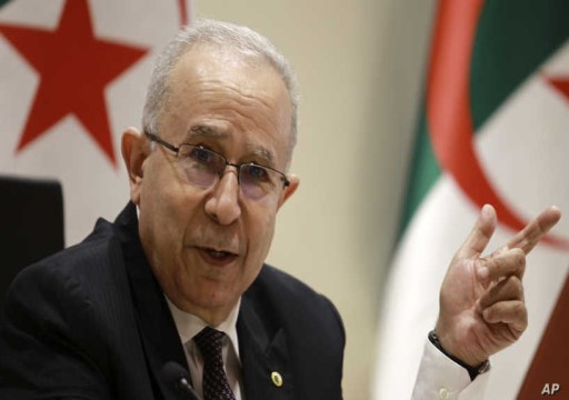 بينها الخارجية والمالية.. الرئيس الجزائري يجري تعديلاً حكومياً يطول 11 حقيبة وزارية