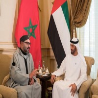 محمد بن زايد يستقبل ملك المغرب ويبحثان العلاقات الثنائية