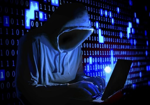 بعد مخاوف عمليات التجسس.. هيئة تنظيم الاتصالات تنفي وجود اختراق للهواتف أو سرقة البيانات