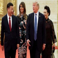 الصين تحث أمريكا على الابتعاد عن “حافة الهاوية” مع لجوء ترامب لأسلحة تجارية