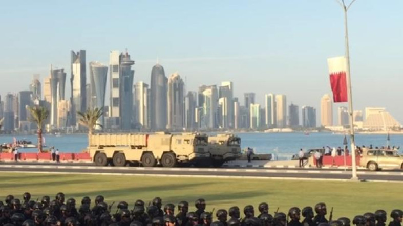 موقع أمريكي “يحلل” صاروخ صيني تمتلكه قطر و”استنفر” إعلام دول الحصار