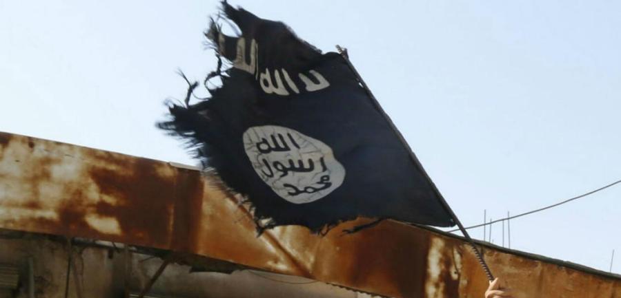 أفول داعش.. التنظيم ينهار في سوريا ويخسر دير الزور والرقة معا