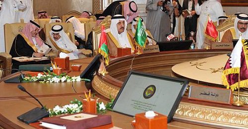منظمات إرهابية بأسماء جديدة تستهدف أمن الخليج.. هل لدحلان صلة؟