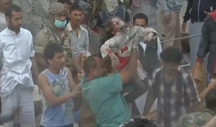 غارات للتحالف تقتل مدنيين بمحافظة تعز