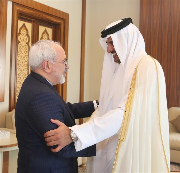 أمير قطر يستقبل وزير خارجية إيران لبحث قضايا المنطقة