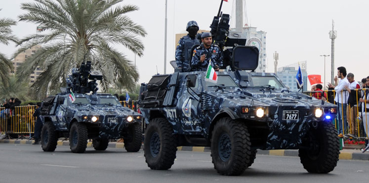 إثر تحركات "مريبة".. الكويت تحشد قواتها على الحدود مع العراق
