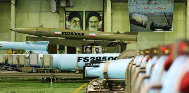 التلفزيون الإسرائيلي: إيران تبني مصنعًا للصواريخ طويلة المدى في سوريا