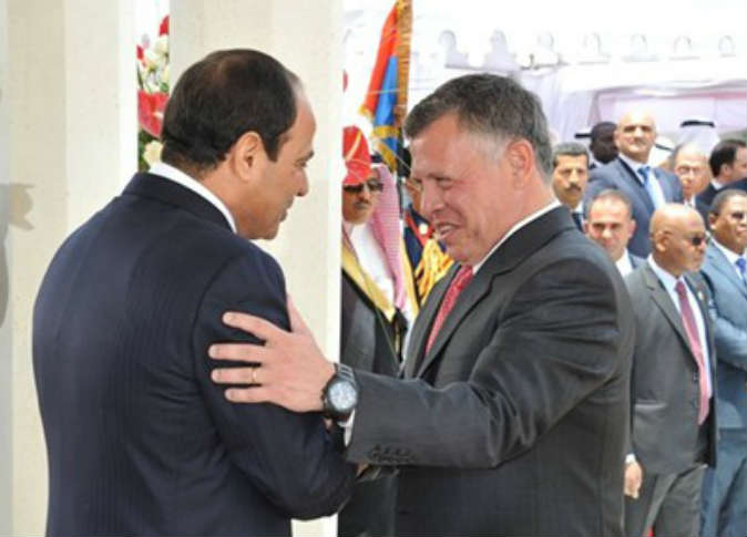 بعد "تحالف إسرائيل".. ملك الأردن يلتقي قائد الانقلاب في القاهرة