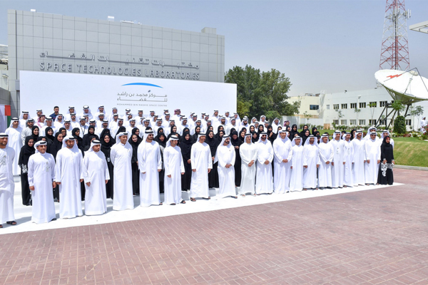 إطلاق برنامج الإمارات الوطني للفضاء