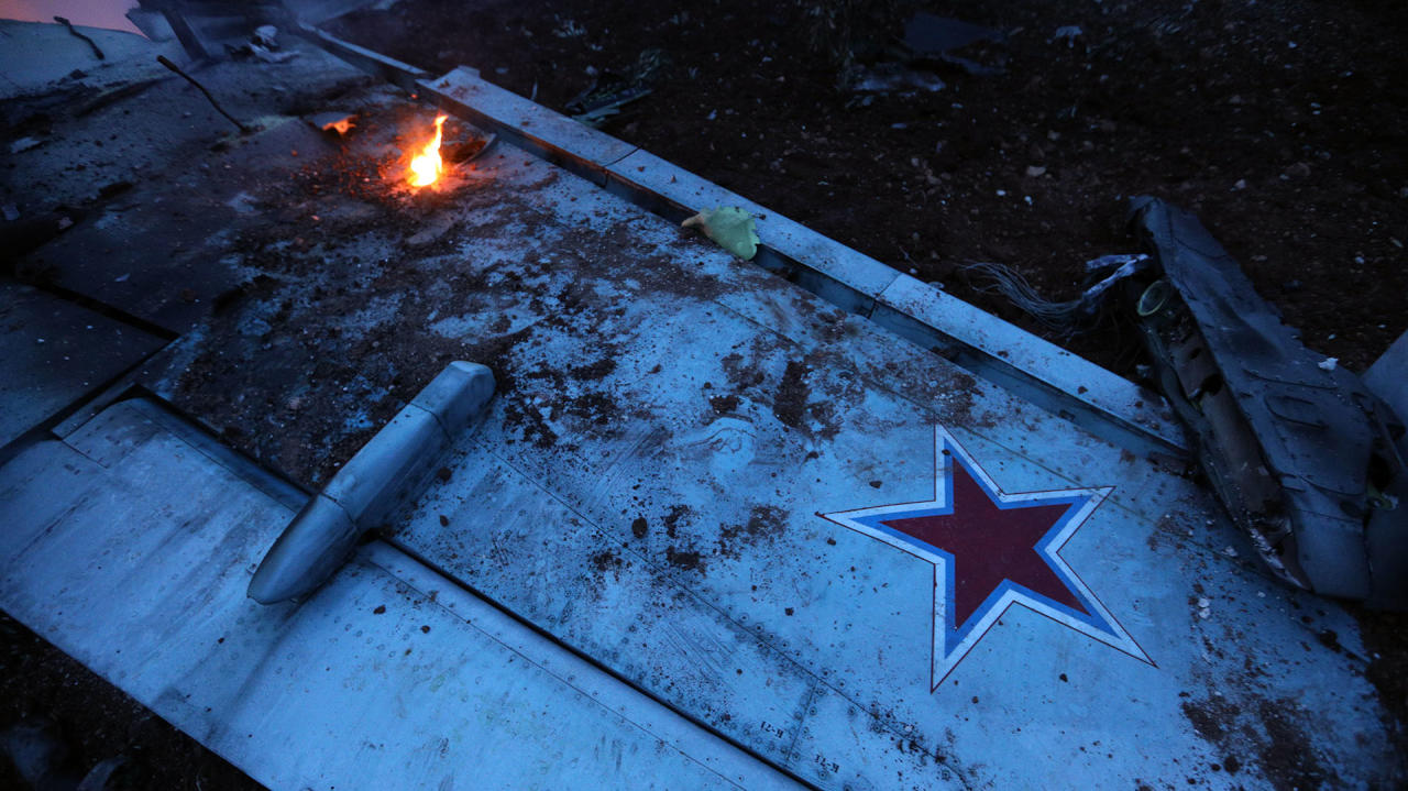 موسكو تستعيد جثمان طيار روسي أُسقطت طائرته في سوريا