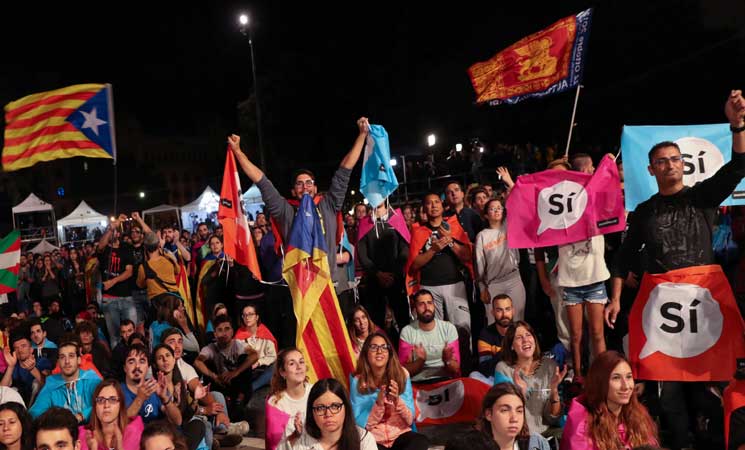 كاتالونيا تعلن أن 90% من المشاركين بالاستفتاء صوتوا لصالح الاستقلال