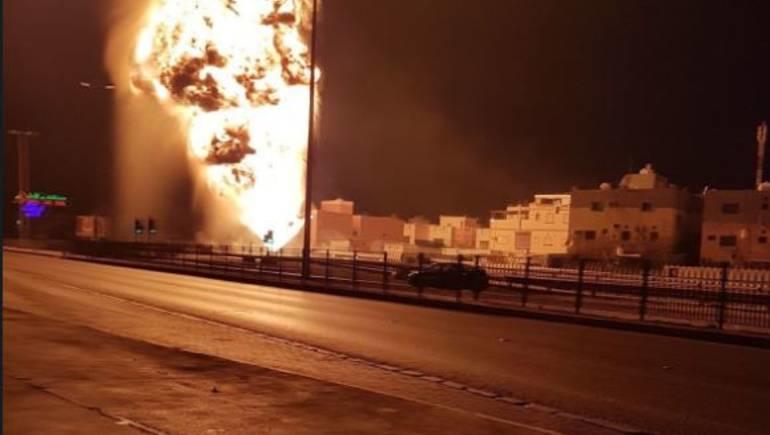 انفجار في الحقل الرئيس الذي يمد البحرين بالنفط