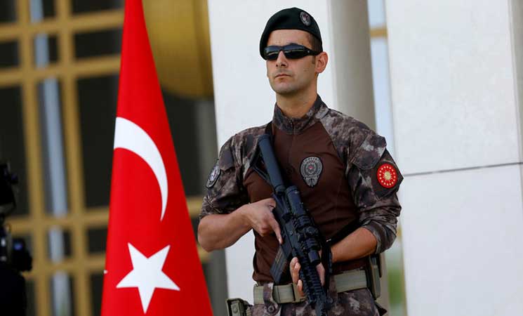 تركيا: مرسوم بحكم القانون يتيح ربط جهاز المخابرات برئيس الجمهورية