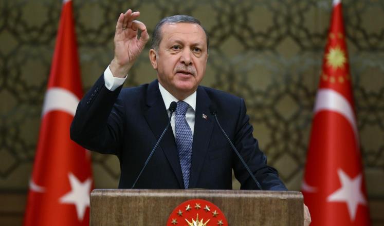 أردوغان يوبخ العبادي: سنشارك في تحرير الموصل رغم صراخكم