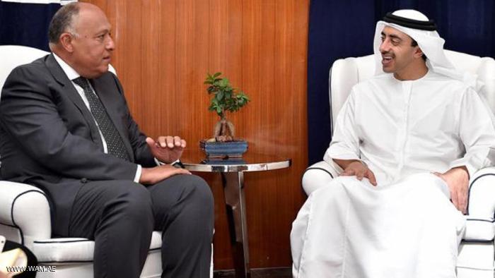 وزير الخارجية المصري يصل أبوظبي بعد تسريب السيسي الأخير حول الخليج