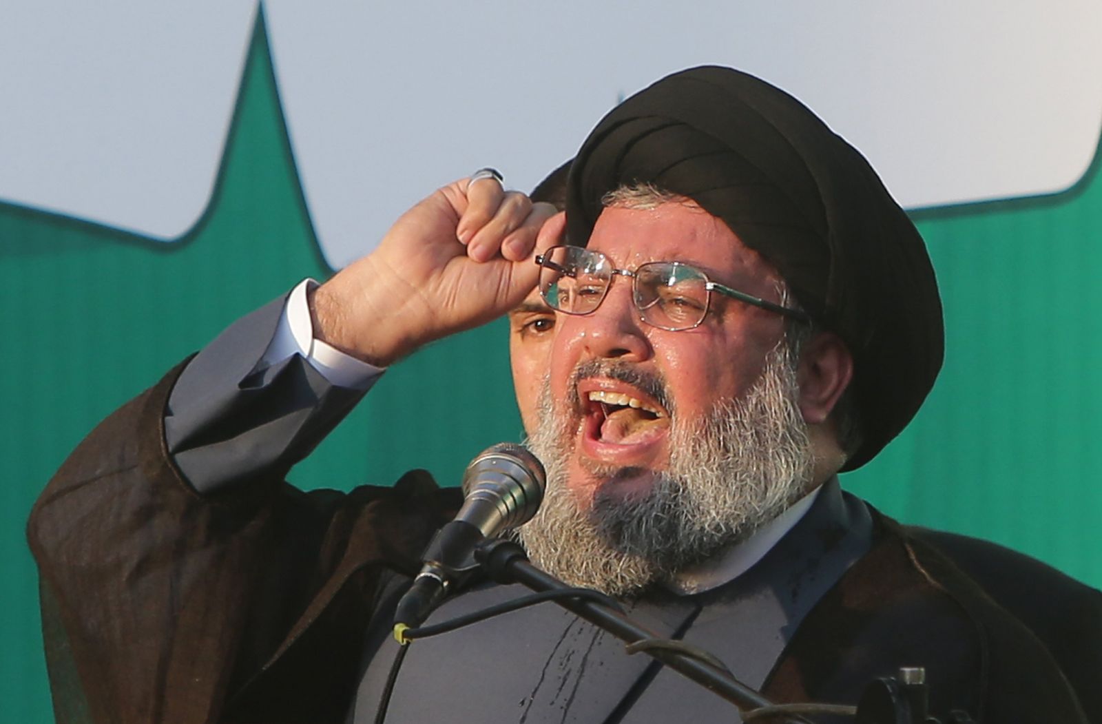 الديلي بيست: أمريكا تنسّق مع "حزب الله" للقتال في سوريا