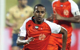 عجمان يطالب الأهلي باستثناء الحمادي من شرط الإعارة