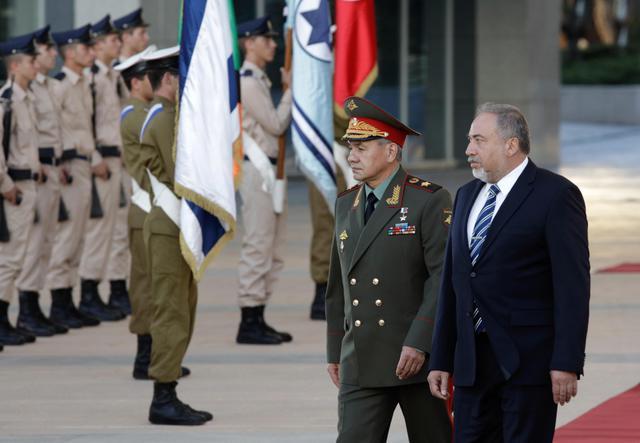 وزير دفاع روسيا من إسرائيل:عملياتنا العسكرية في سوريا تقترب من نهايتها