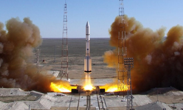 تحطم صاروخ روسي يحمل قمرا صناعيا بعد 9 دقائق من انطلاقه