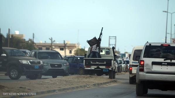 اشتباكات بين القوات الليبية ومسلحين في بنغازي