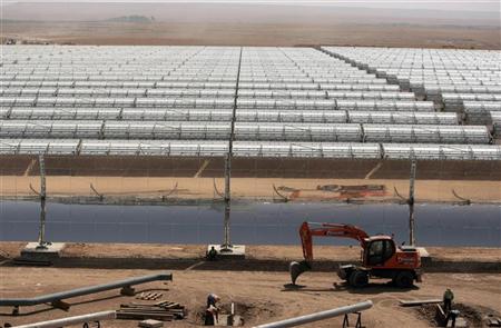 افتتاح أول مشروع إماراتي لدعم الطاقة الشمسية بمصر