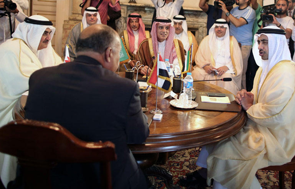 وزراء خارجية الدول الأربع يلتقون نظيرهم الأميركي لبحث الأزمة الخليجية