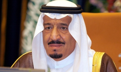 الملك سلمان يعاقب أمير سعودي رسميا ويمنعه من الظهور الإعلامي