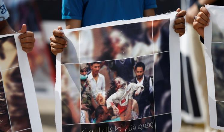 هيومن رايتس ووتش: يجب إعادة التحالف العربي لـ"قائمة العار"