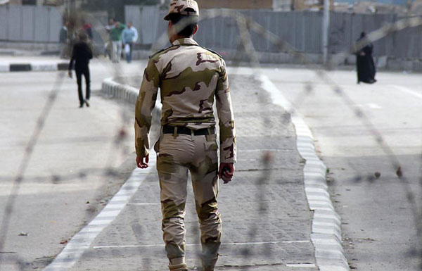 مصرع ضابط كبير في الجيش المصري برصاص مسلحين قرب منزله