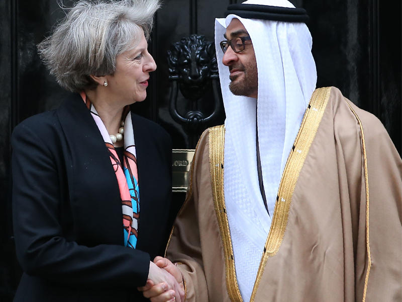 محمد بن زايد يتلقى اتصالا من رئيسة وزراء بريطانيا