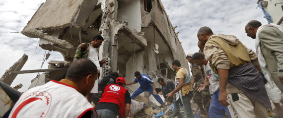 التحالف يقر بقتل 14 مدنيا في اليمن بسبب "خطأ تقني"!