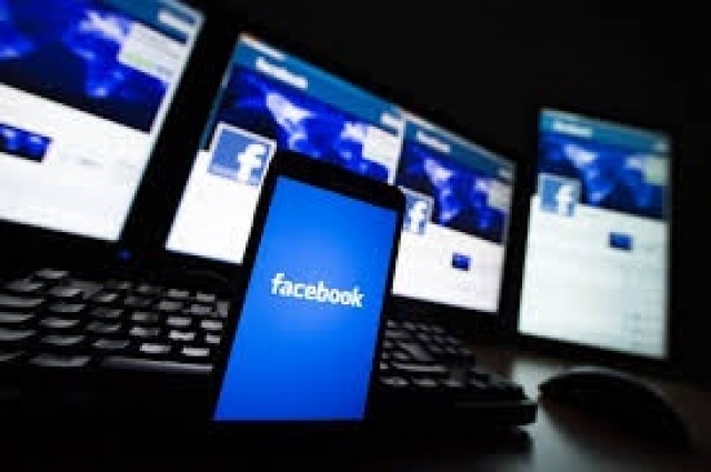 فيسبوك تنتصر في دعوى قضائية وترد على اتهامات التجسس والتنصت