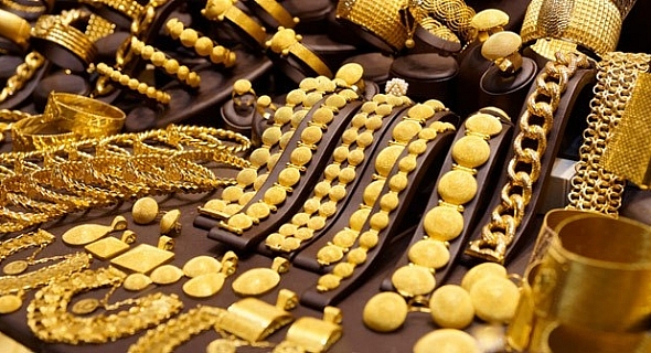 مصرف الإمارات يرفع احتياطي الذهب 11.2 بالمائة في 10 أشهر