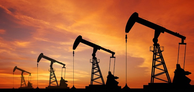تعافى أسعار النفط بعد خسائر مع بداية اليوم