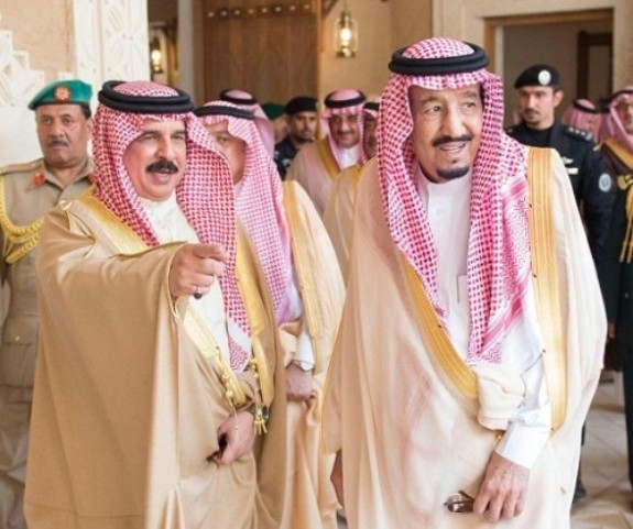عاهل البحرين يصل السعودية في زيارة لم يعلن عنها مسبقا