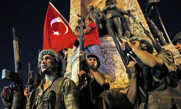 تركيا تأمر باعتقال عشرات الطيارين ضمن التحقيق في محاولة الانقلاب