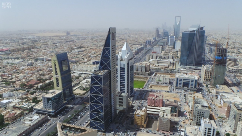 رويترز: السعودية تطلب قروضاً من بنوك بقيمة 10 مليارات دولار