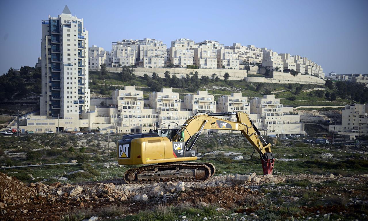 إقرار بناء 566 وحدة استيطانية في القدس بعد ساعات من تولي ترامب