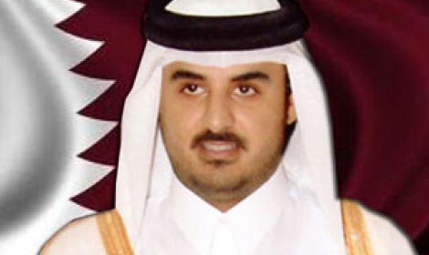 صفعة ما بعد المصافحة.. أمير قطر يعتبر عزل مرسي "انقلابا" 