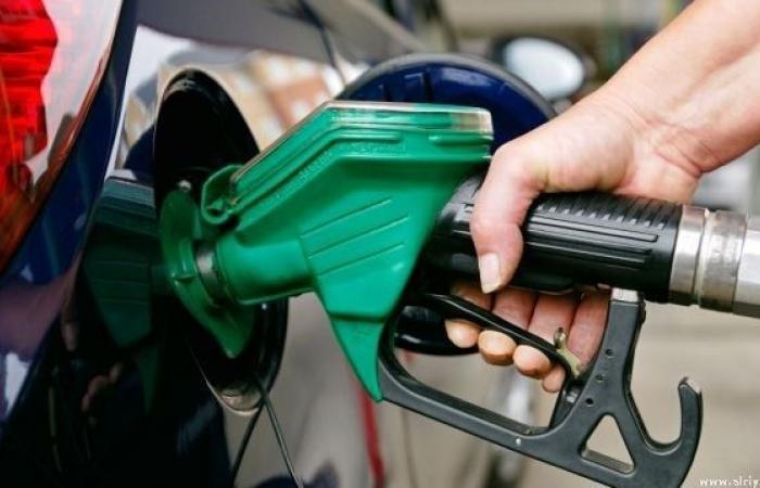 السعودية تطبق ضريبة قيمة مضافة 5% على البنزين من أول يناير 2018