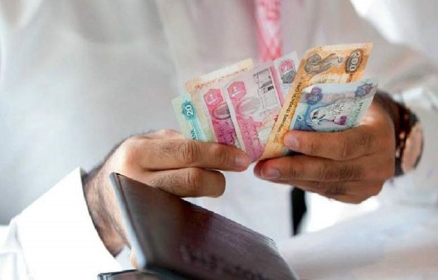 3 أيام تفصل الإماراتيين عن الضريبة الانتقائية