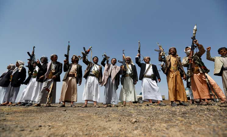 الحوثيون يسيطرون على آخر معقل للمقاومة الشعبية في وسط اليمن