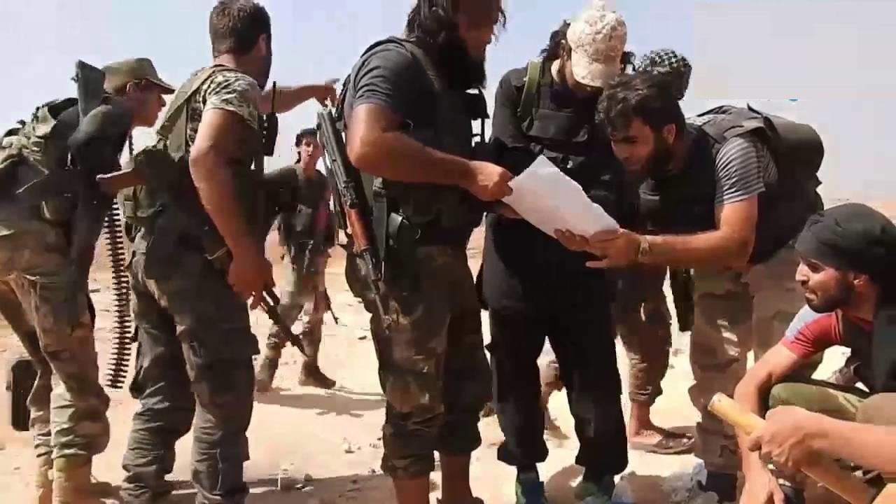 التايمز: آلاف من "داعش" يتجولون بحرية في مناطق أكراد سوريا