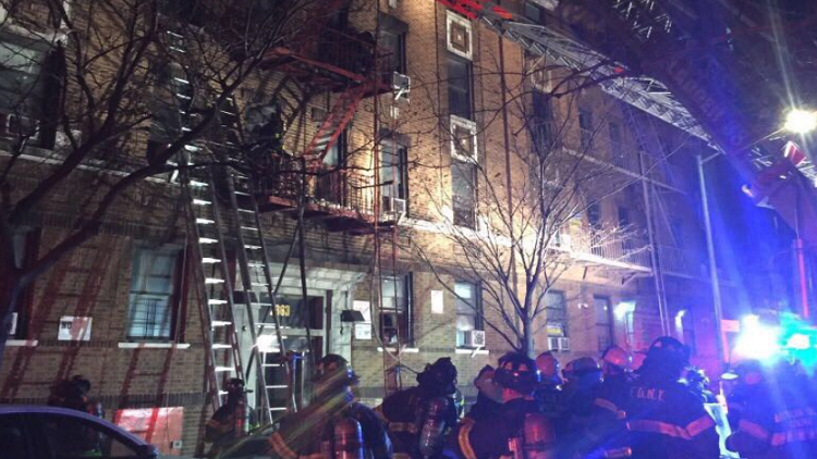 حريق ضخم في نيويورك يودي بحياة 12 شخصا و15 حالتهم حرجة