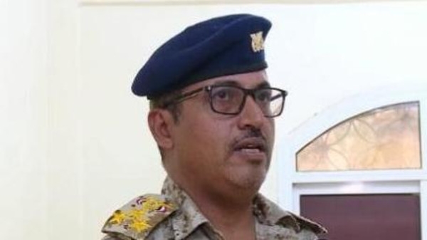 اليمن.. انشقاق قائد عسكري بارز موال للحوثيين وإنضمامة للشرعية